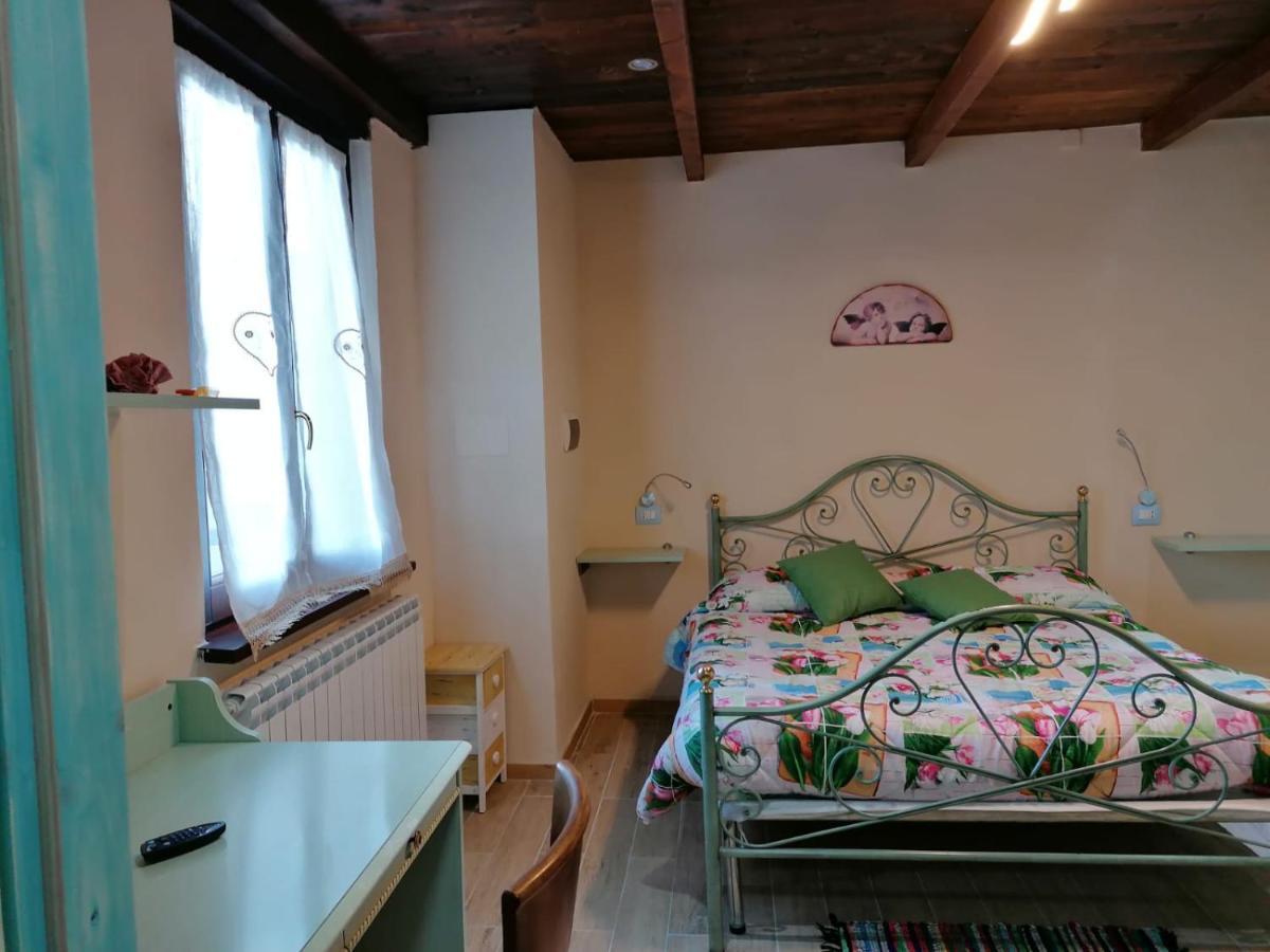 Il Castagneto Bed & Breakfast Camerino Exterior photo
