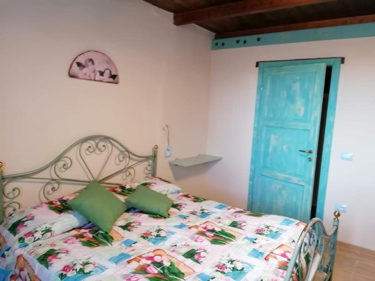 Il Castagneto Bed & Breakfast Camerino Exterior photo